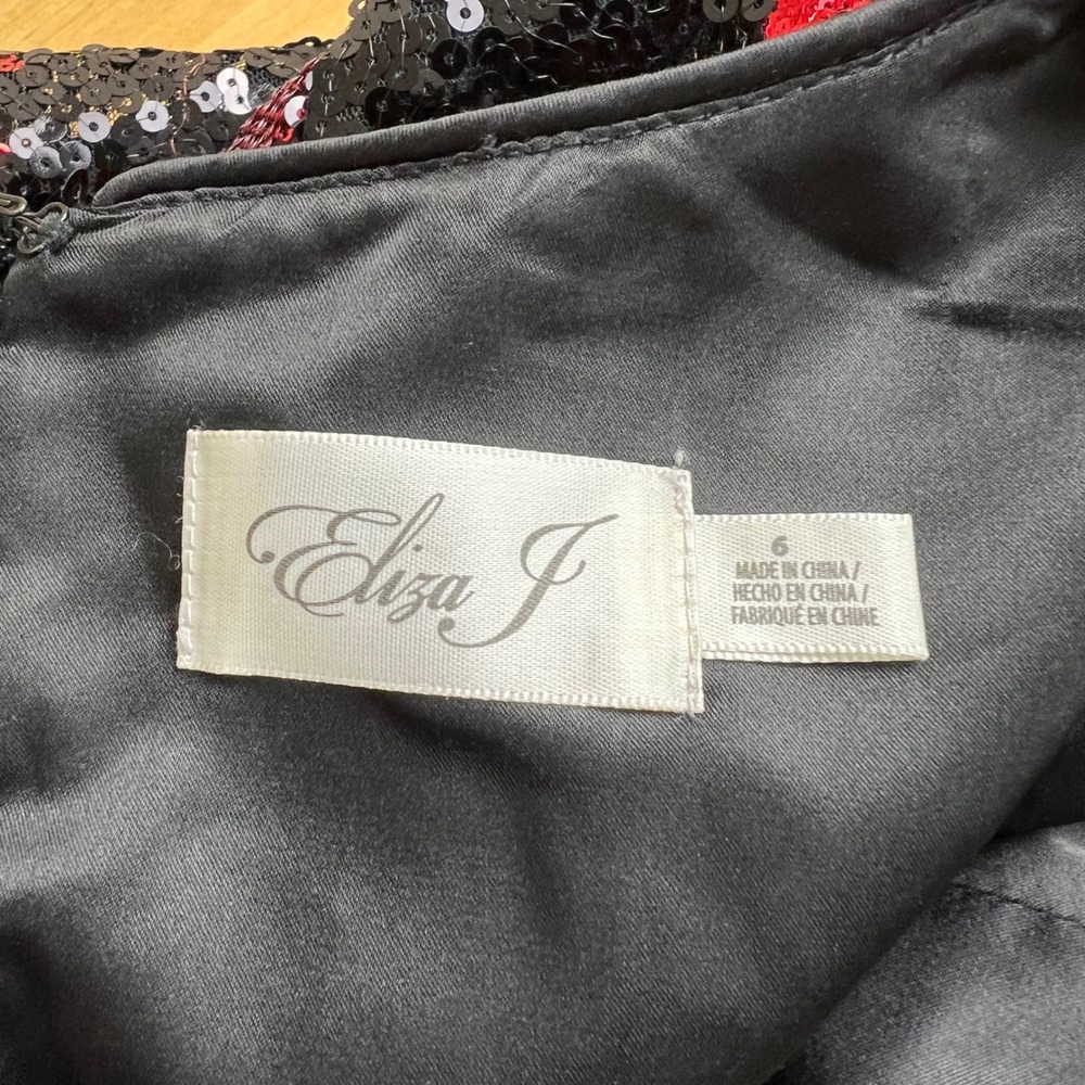 Eliza J Sheath Dress Rose Allover Sequin Ombre Size 6 Black Red Floral New - Picture 8 of 10